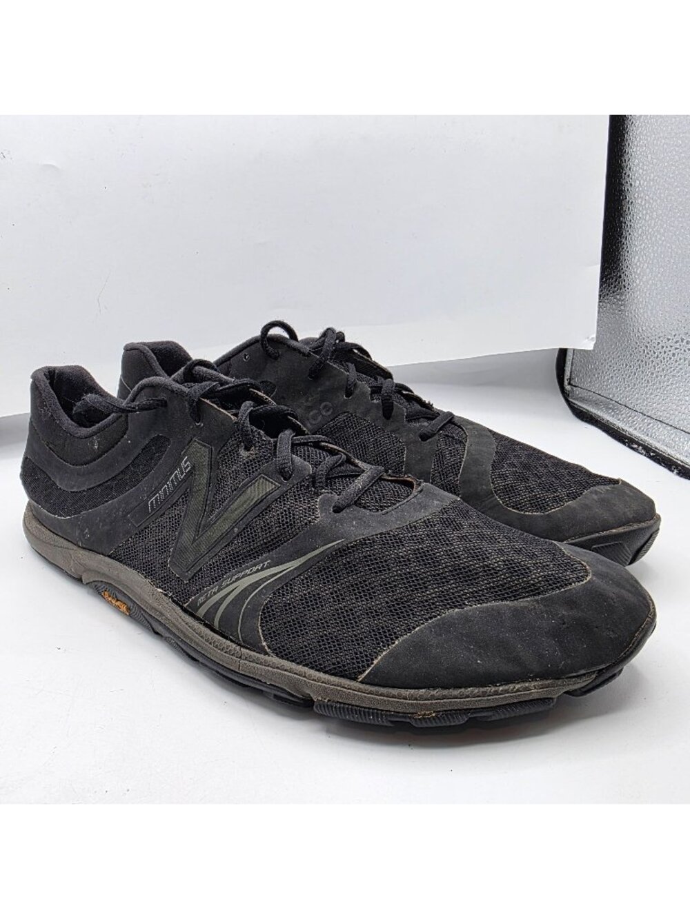 New Balance Mens Size 13 Black Minimus Vibram Trail Running Shoes Lightweight